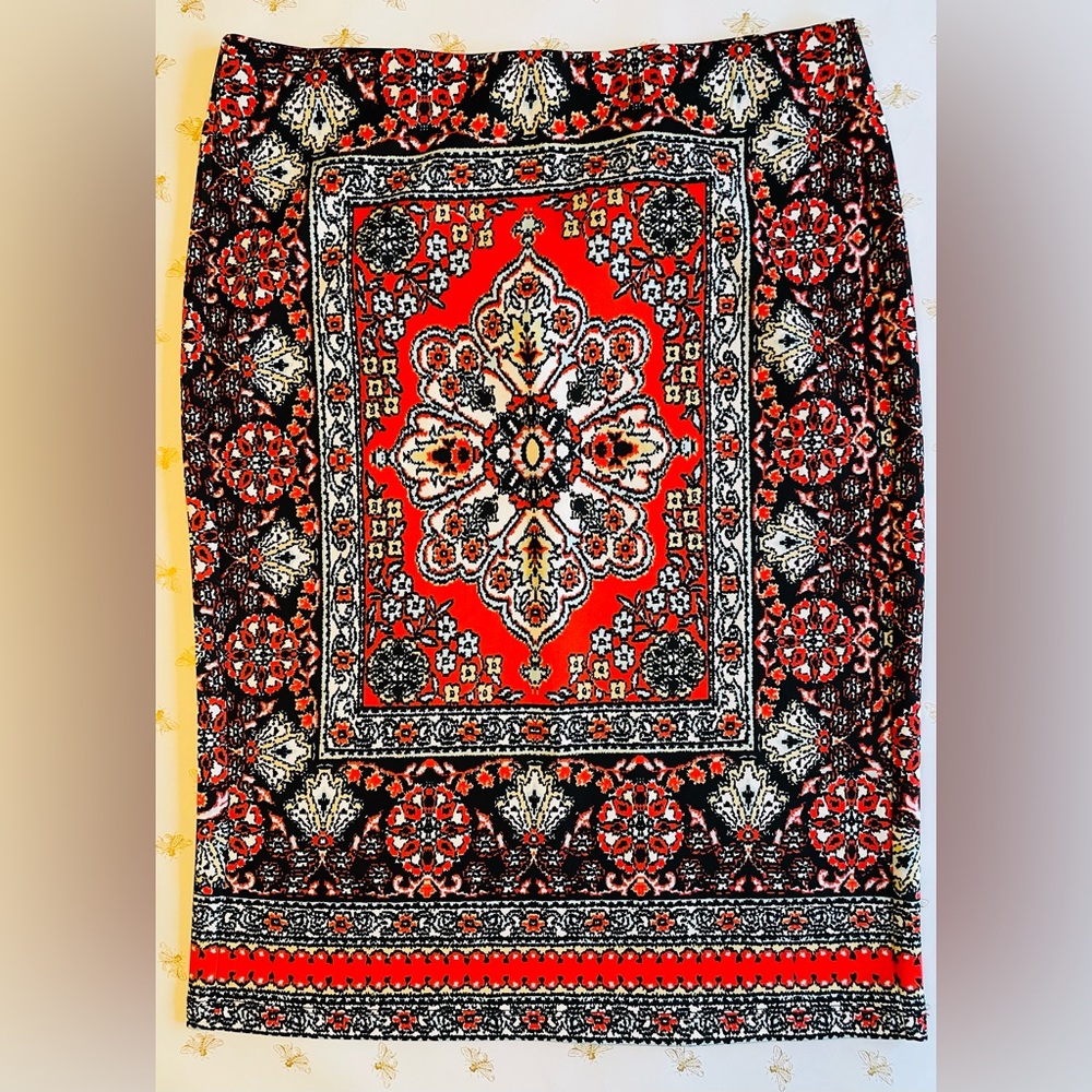 Carmen Marc Valvo Orangey/Red and Black Skirt